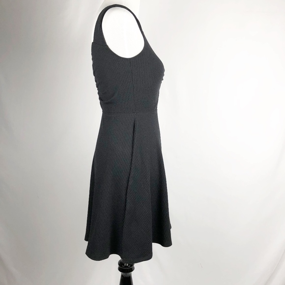 Abercrombie Off the Shoulder Cutout Dress - NWT - Picture 7 of 8